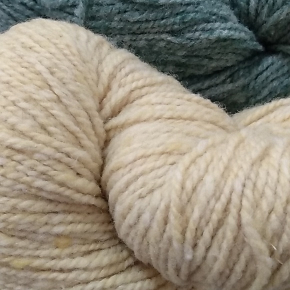 Wool Yarn - Picture 3 of 4
